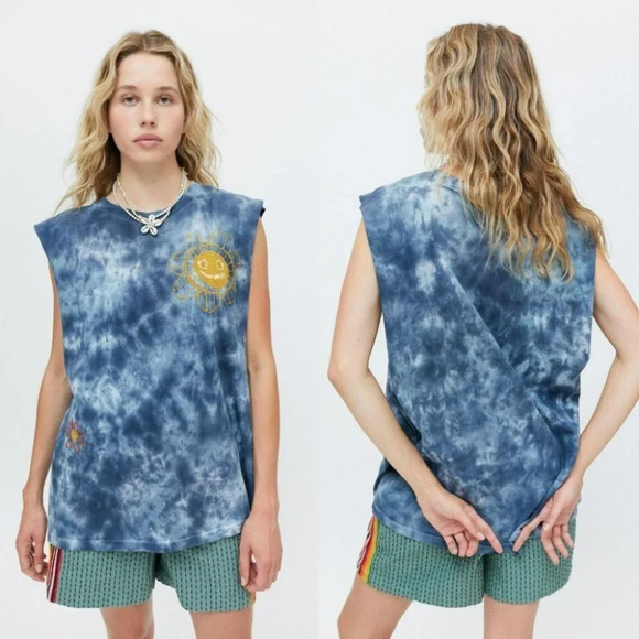 Urban Outfitters Kimchi Blue Sunshine Muscle Tank Size Small NWT - Picture 1 of 14
